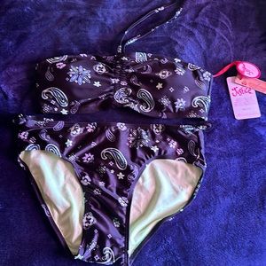 NWT JUSTICE GIRLS 2PC BATHING SUIT W/PAISLEY DESIGNS NEVER WORN BRAND NEW SZ XL+
